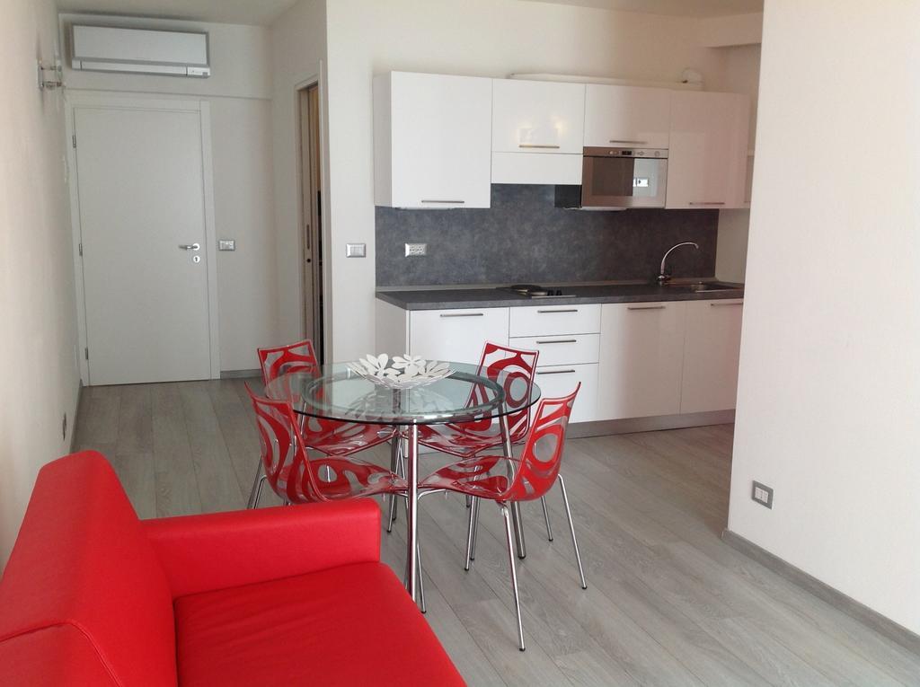 Appartamenti Villa Padania Malcesine Habitación foto