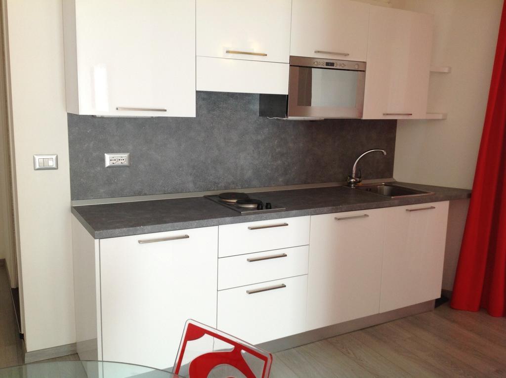 Appartamenti Villa Padania Malcesine Habitación foto